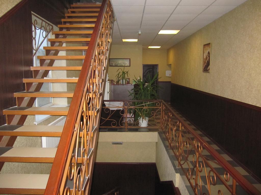 Jaguar Hotel Complex Charkov Buitenkant foto
